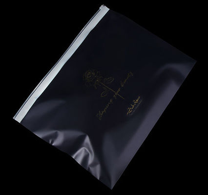 L'habillement zip-lock d'emballage clair noir de CMYK Eva met en sac Logo Printed fait sur commande