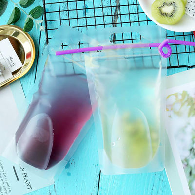 poche de empaquetage liquide de boissons transparentes de 500ml 750ml avec Straw And Handle